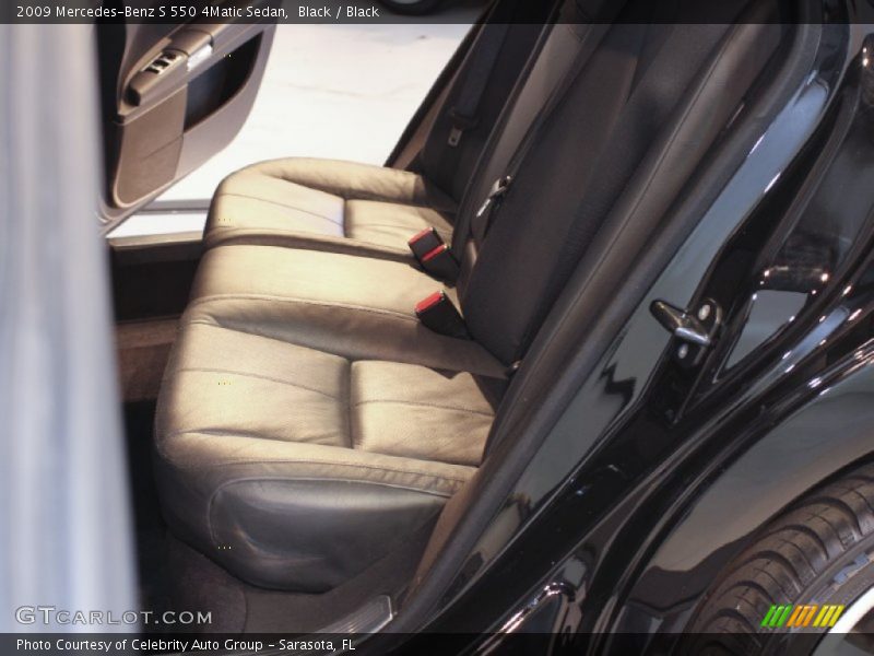 Black / Black 2009 Mercedes-Benz S 550 4Matic Sedan