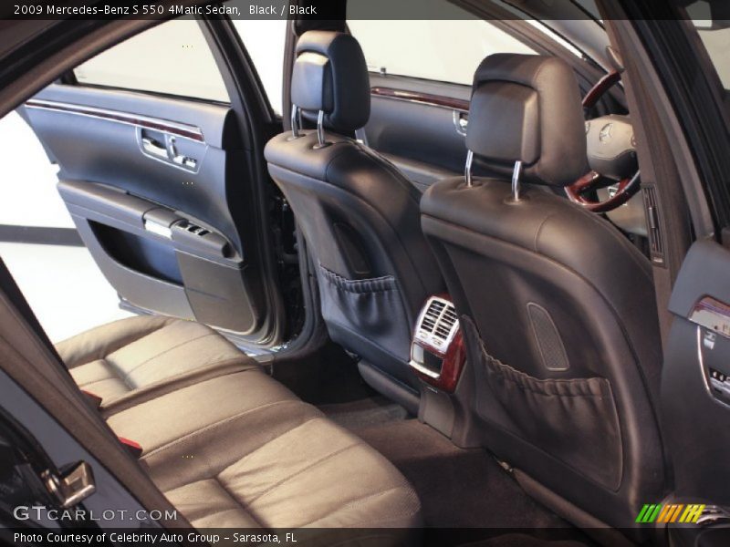Black / Black 2009 Mercedes-Benz S 550 4Matic Sedan