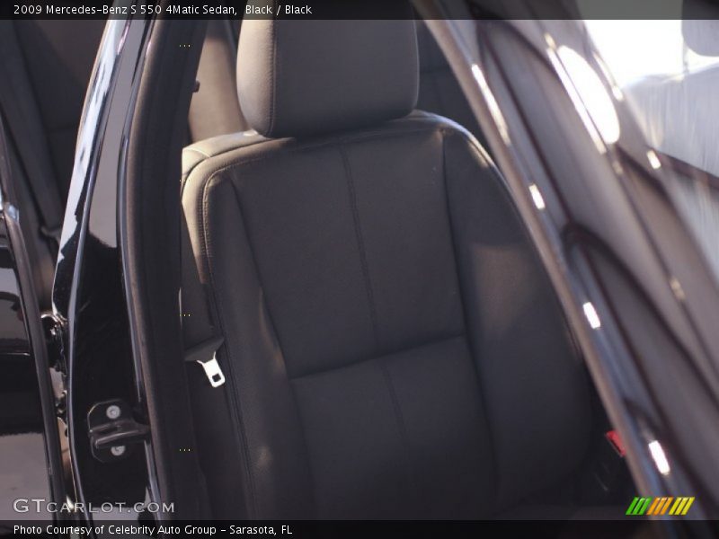 Black / Black 2009 Mercedes-Benz S 550 4Matic Sedan