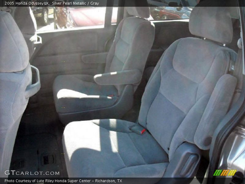 Silver Pearl Metallic / Gray 2005 Honda Odyssey LX