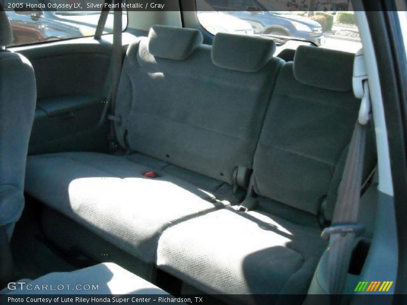 Silver Pearl Metallic / Gray 2005 Honda Odyssey LX