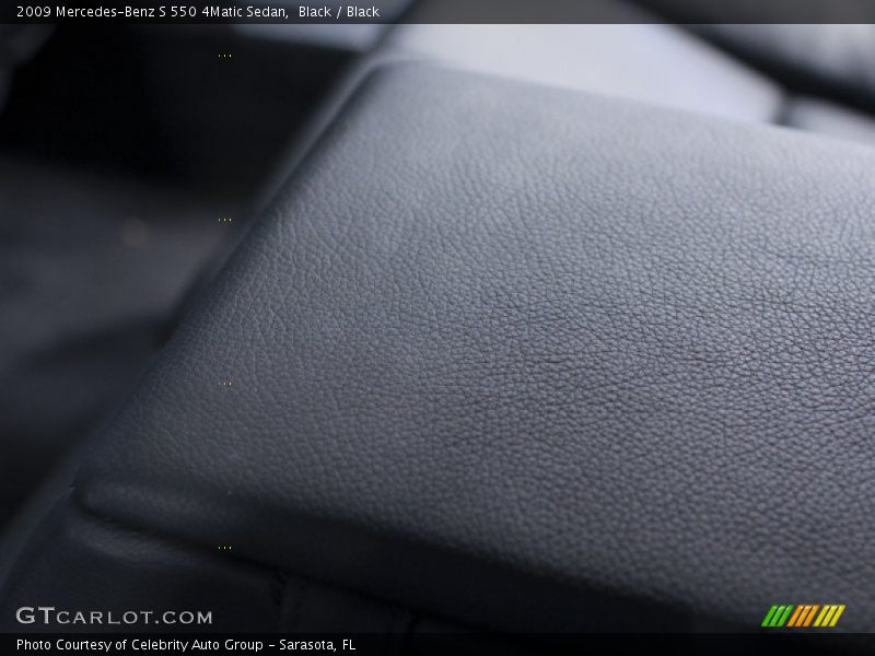 Black / Black 2009 Mercedes-Benz S 550 4Matic Sedan