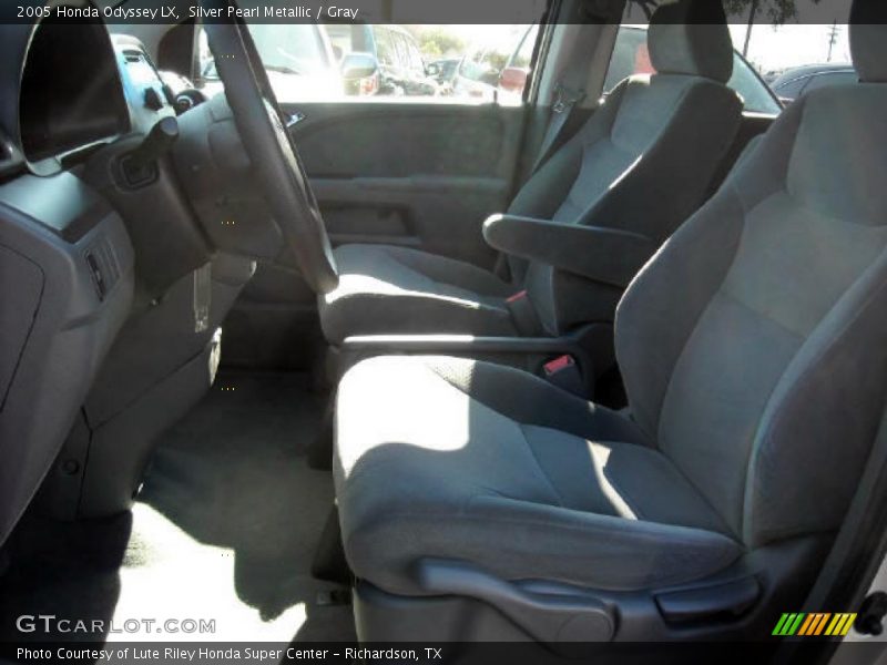 Silver Pearl Metallic / Gray 2005 Honda Odyssey LX
