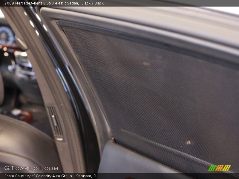 Black / Black 2009 Mercedes-Benz S 550 4Matic Sedan