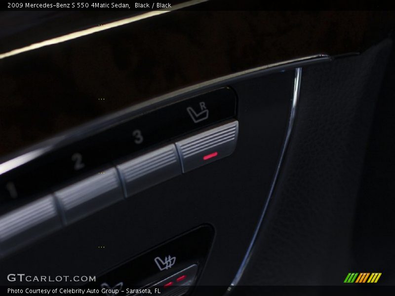 Black / Black 2009 Mercedes-Benz S 550 4Matic Sedan