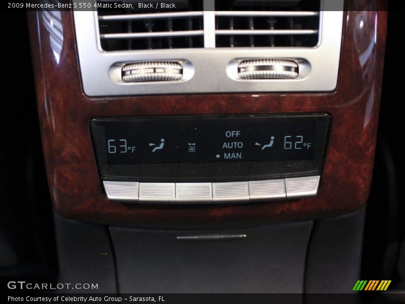 Black / Black 2009 Mercedes-Benz S 550 4Matic Sedan