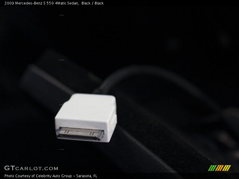 Black / Black 2009 Mercedes-Benz S 550 4Matic Sedan