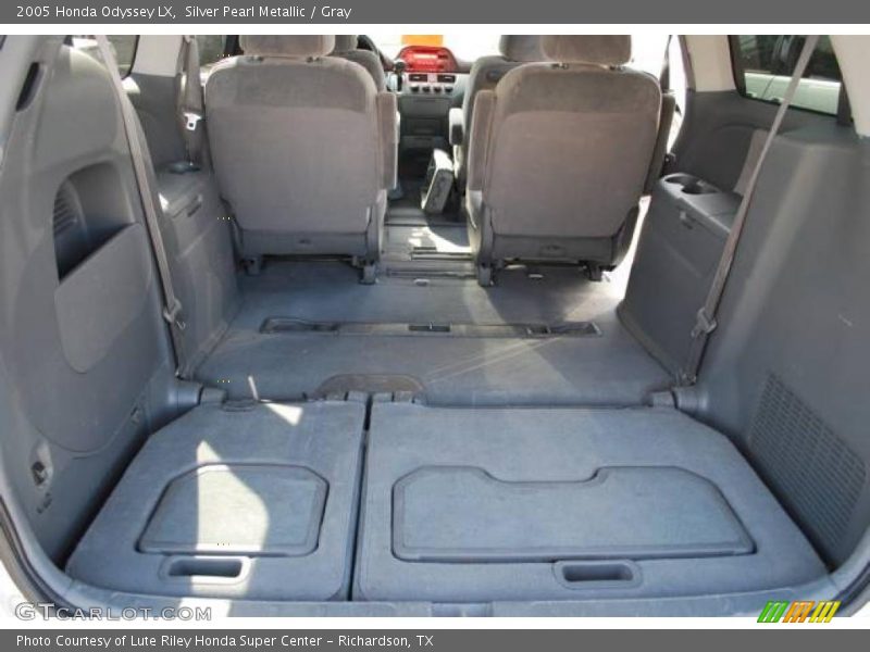 Silver Pearl Metallic / Gray 2005 Honda Odyssey LX