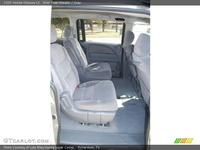 Silver Pearl Metallic / Gray 2005 Honda Odyssey LX