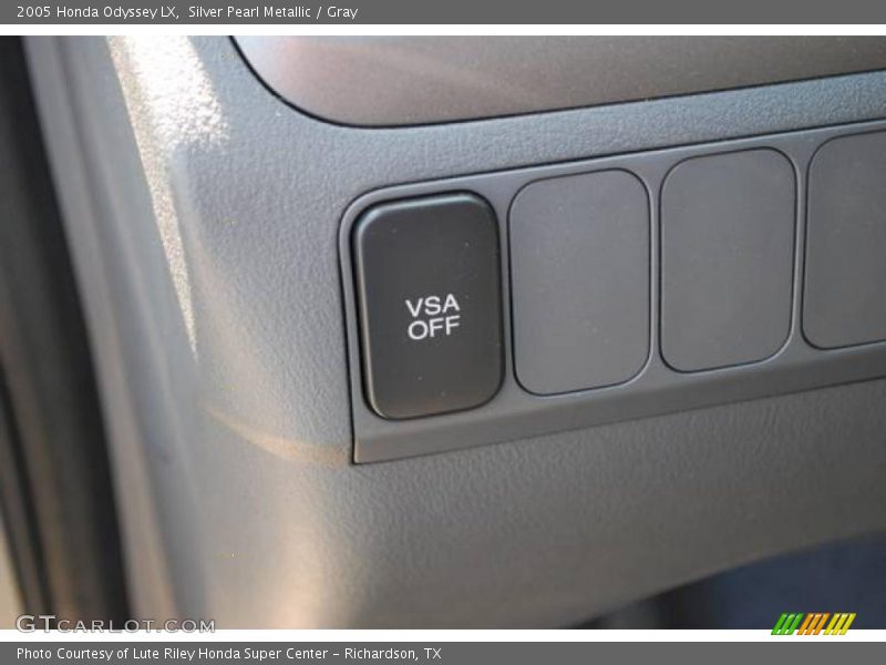 Silver Pearl Metallic / Gray 2005 Honda Odyssey LX