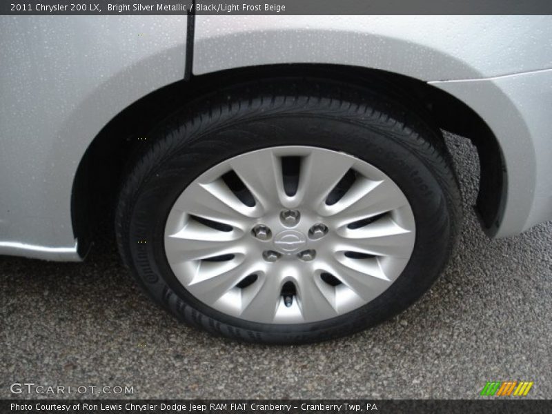 Bright Silver Metallic / Black/Light Frost Beige 2011 Chrysler 200 LX