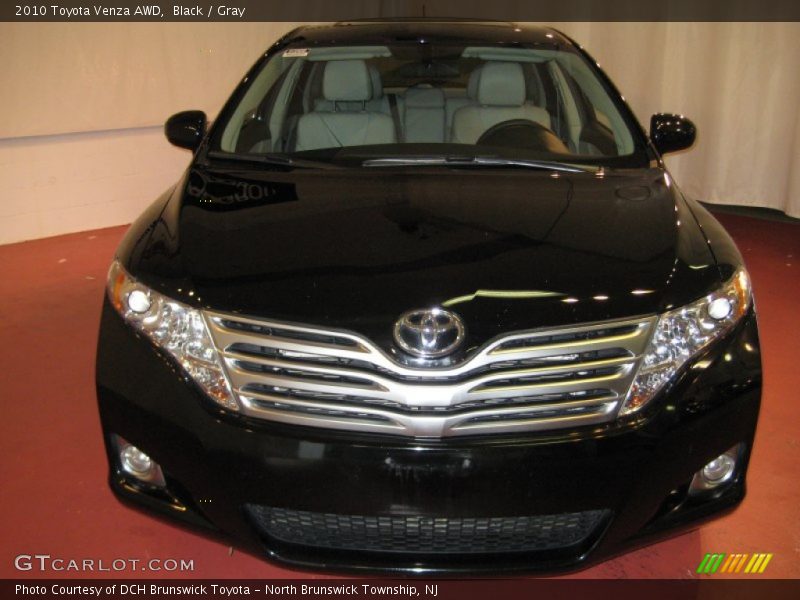 Black / Gray 2010 Toyota Venza AWD