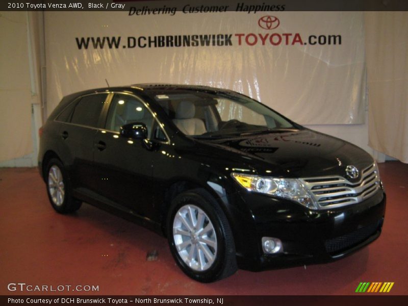 Black / Gray 2010 Toyota Venza AWD