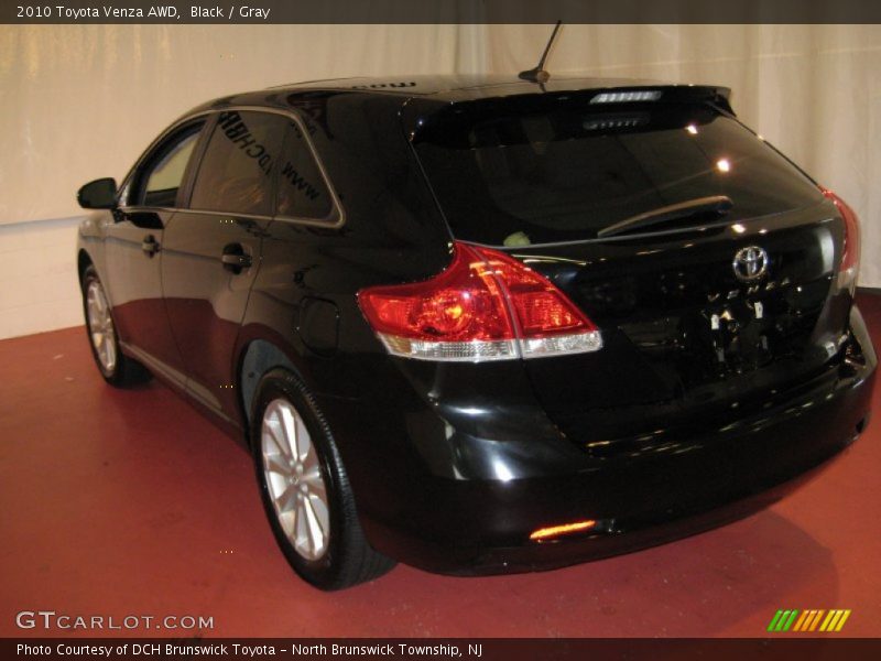 Black / Gray 2010 Toyota Venza AWD
