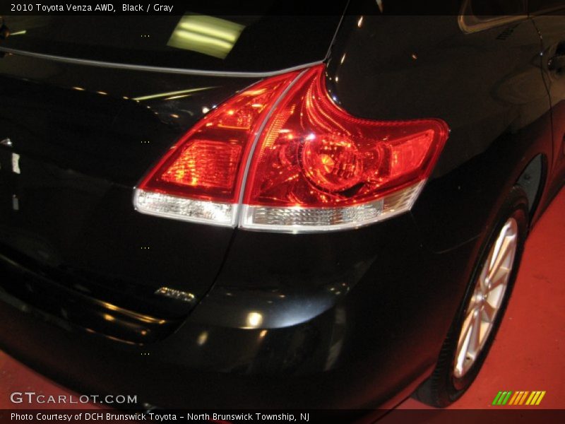 Black / Gray 2010 Toyota Venza AWD
