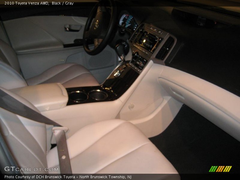 Black / Gray 2010 Toyota Venza AWD