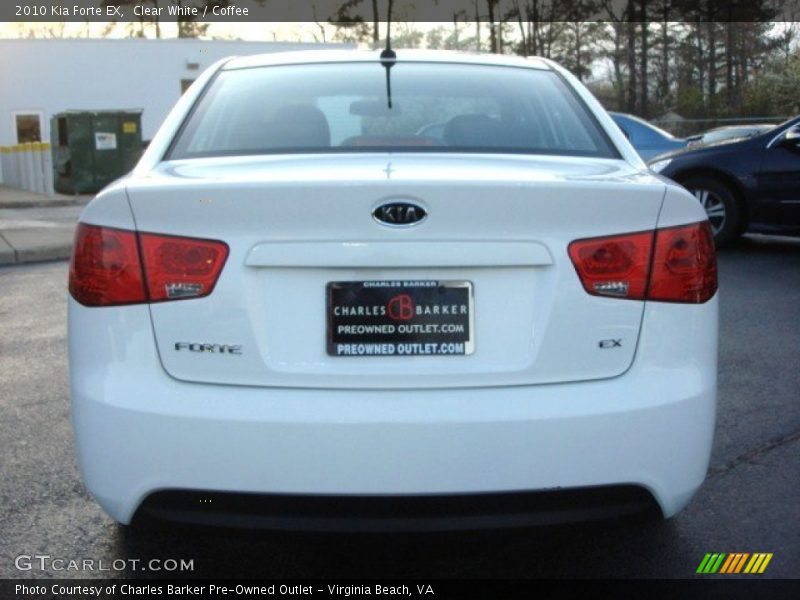 Clear White / Coffee 2010 Kia Forte EX