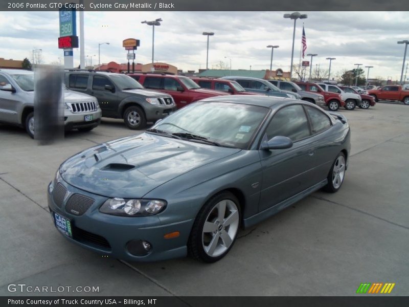 Front 3/4 View of 2006 GTO Coupe