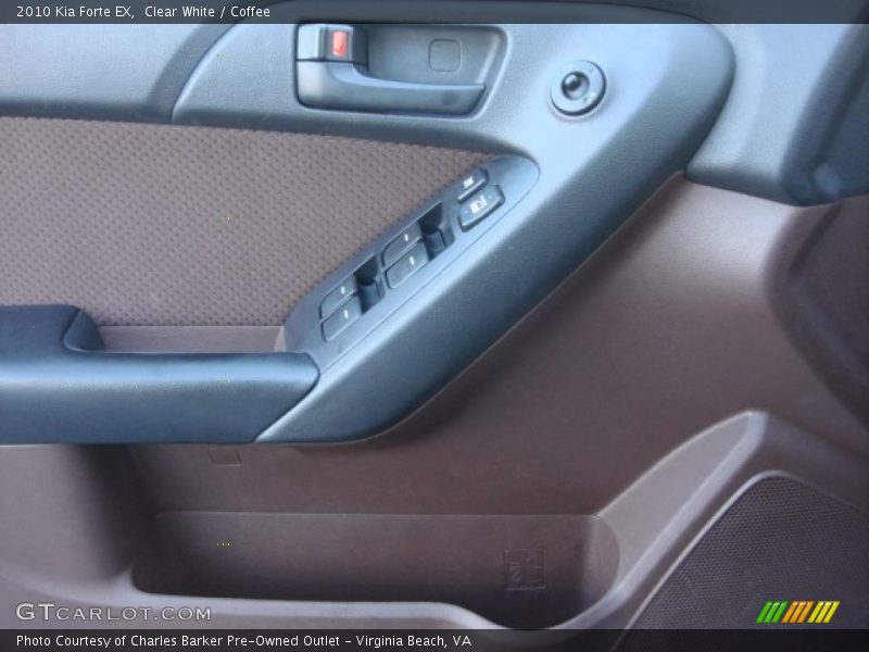 Clear White / Coffee 2010 Kia Forte EX