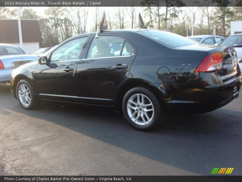 Tuxedo Black Metallic / Camel 2010 Mercury Milan I4