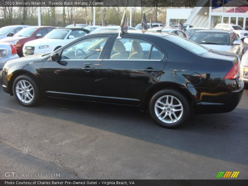 Tuxedo Black Metallic / Camel 2010 Mercury Milan I4