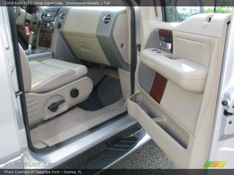 Smokestone Metallic / Tan 2006 Ford F150 Lariat SuperCrew