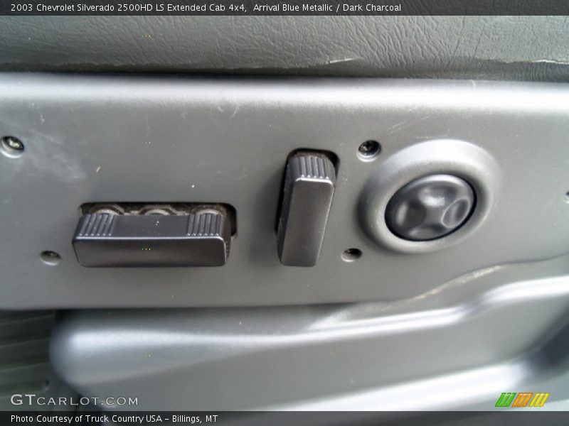 Arrival Blue Metallic / Dark Charcoal 2003 Chevrolet Silverado 2500HD LS Extended Cab 4x4