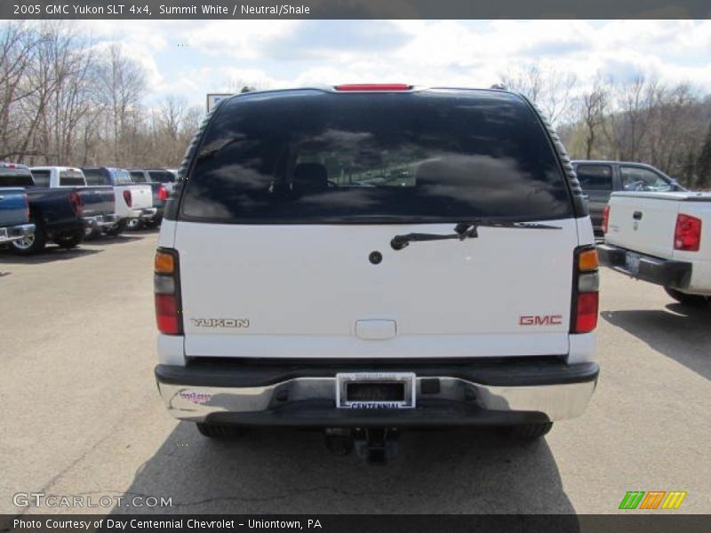 Summit White / Neutral/Shale 2005 GMC Yukon SLT 4x4