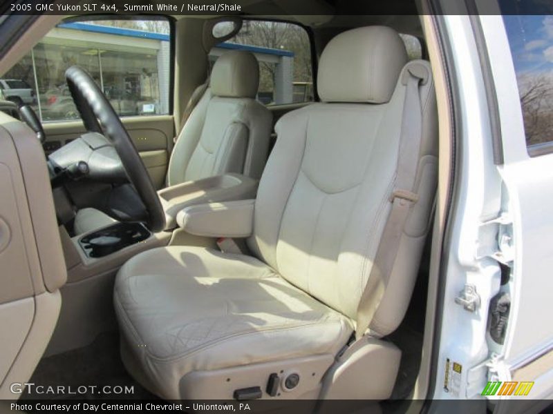Summit White / Neutral/Shale 2005 GMC Yukon SLT 4x4