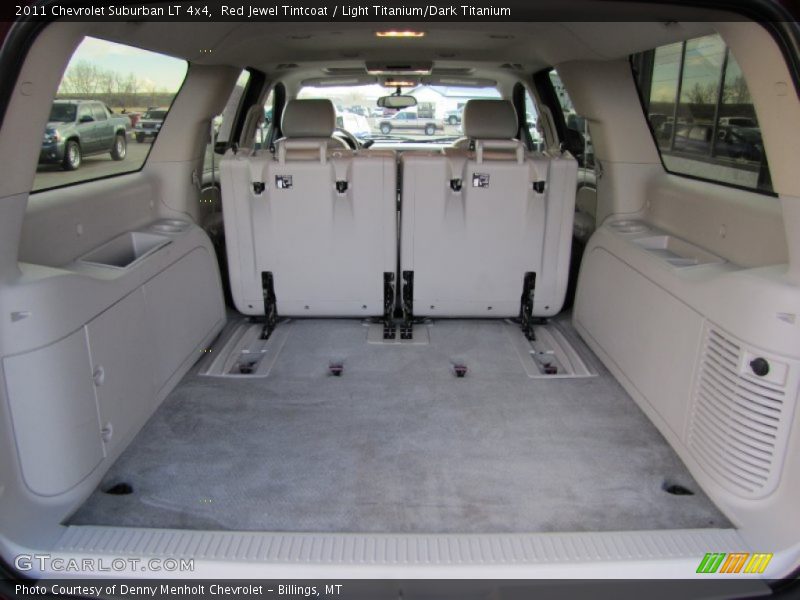  2011 Suburban LT 4x4 Trunk