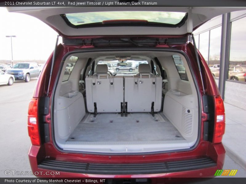  2011 Suburban LT 4x4 Trunk
