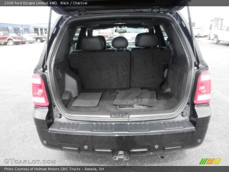  2008 Escape Limited 4WD Trunk