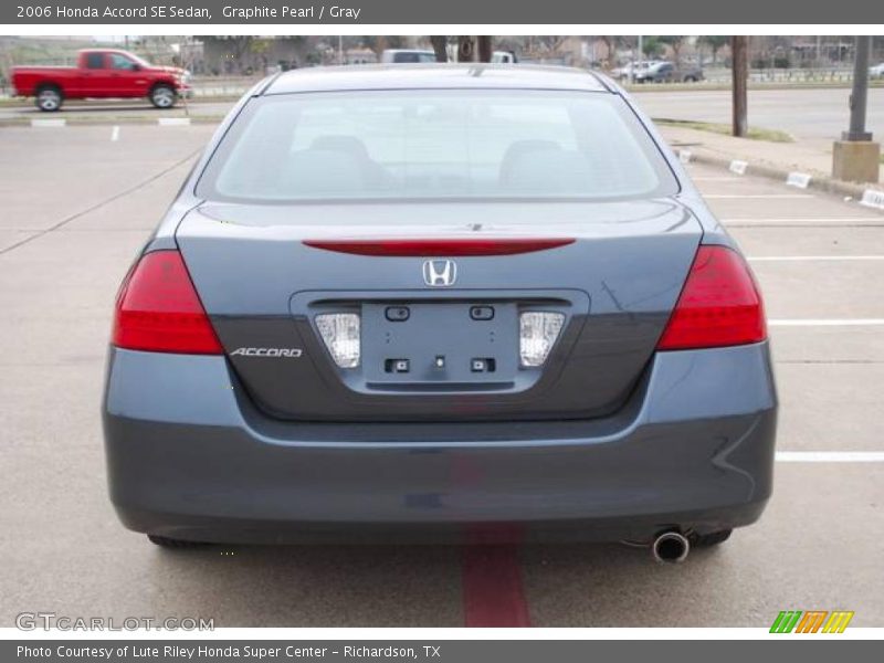 Graphite Pearl / Gray 2006 Honda Accord SE Sedan