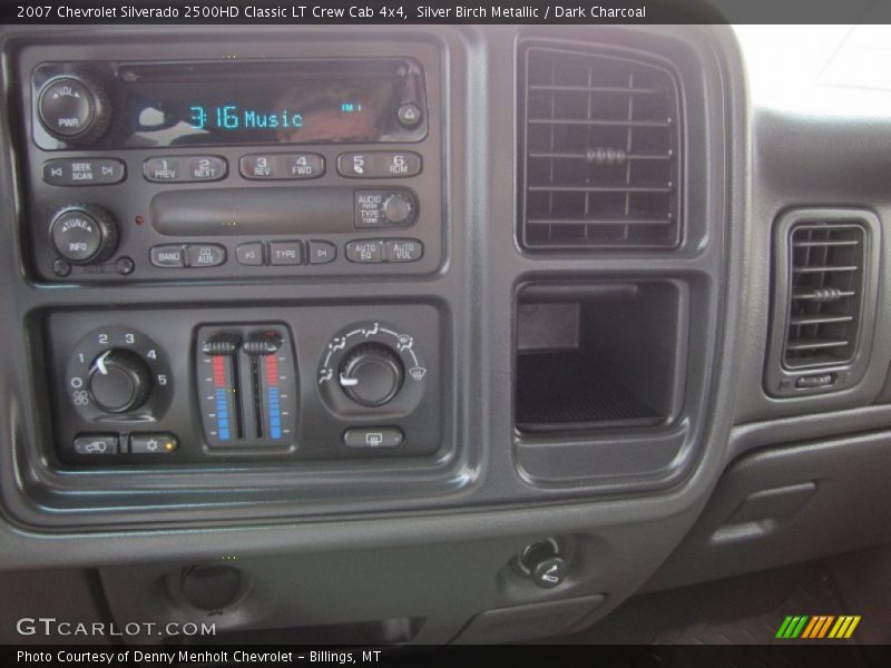 Silver Birch Metallic / Dark Charcoal 2007 Chevrolet Silverado 2500HD Classic LT Crew Cab 4x4