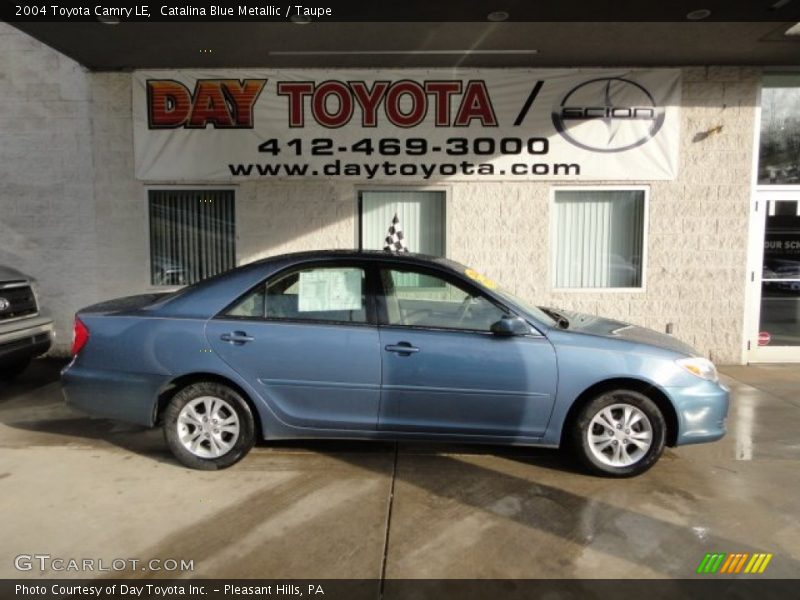 Catalina Blue Metallic / Taupe 2004 Toyota Camry LE