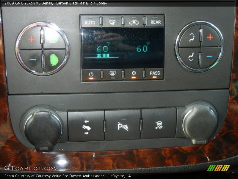 Carbon Black Metallic / Ebony 2009 GMC Yukon XL Denali