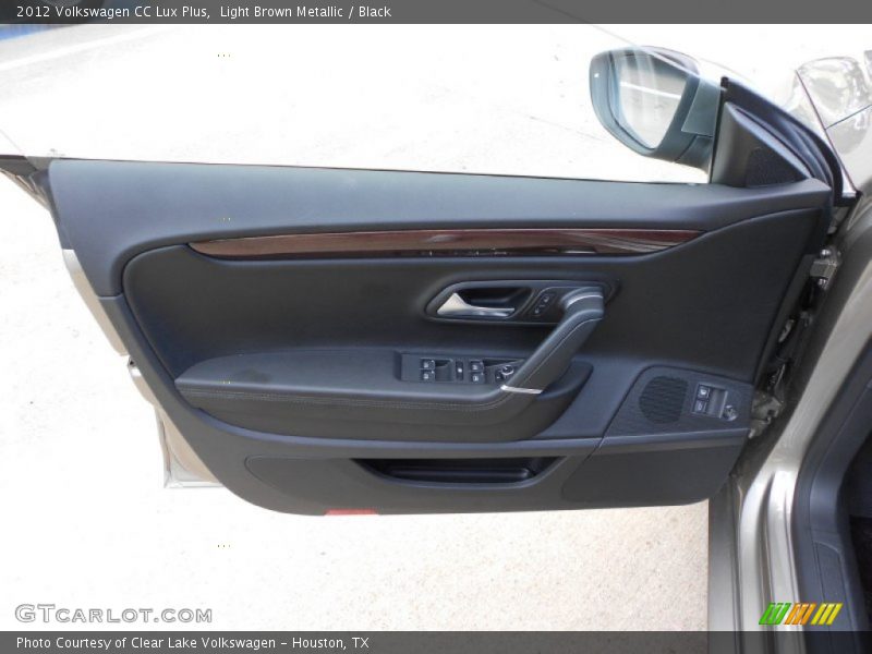 Door Panel of 2012 CC Lux Plus