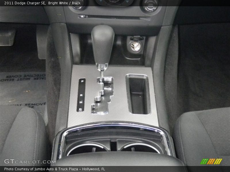 Bright White / Black 2011 Dodge Charger SE