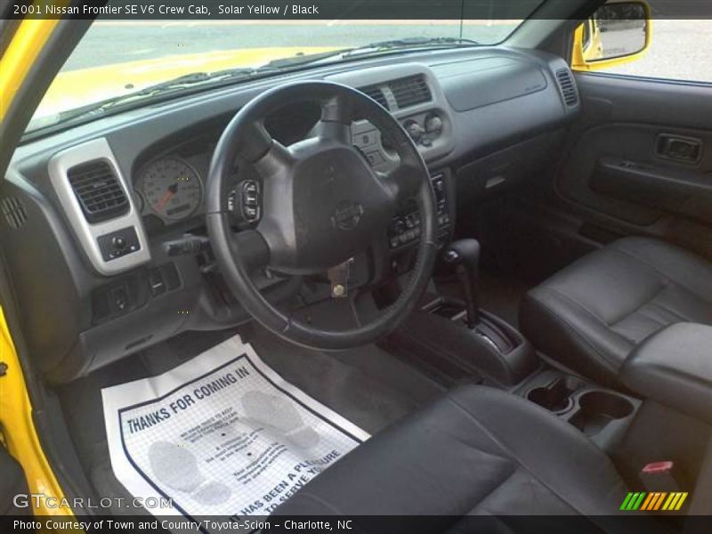  2001 Frontier SE V6 Crew Cab Black Interior