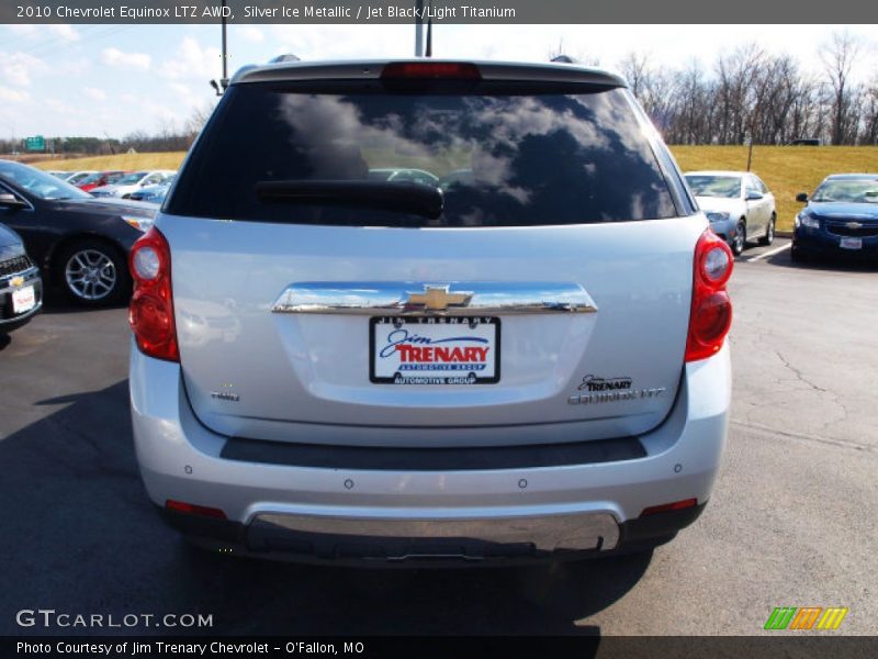 Silver Ice Metallic / Jet Black/Light Titanium 2010 Chevrolet Equinox LTZ AWD