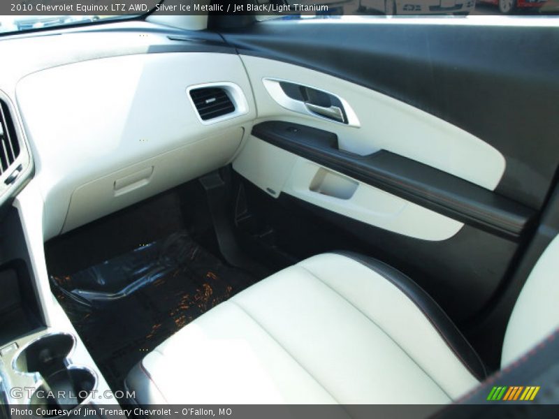 Silver Ice Metallic / Jet Black/Light Titanium 2010 Chevrolet Equinox LTZ AWD