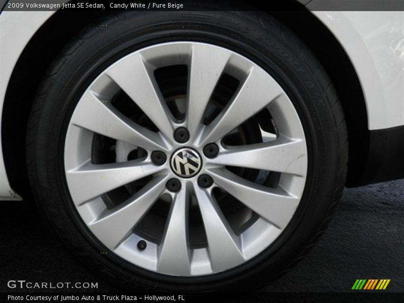 Candy White / Pure Beige 2009 Volkswagen Jetta SE Sedan