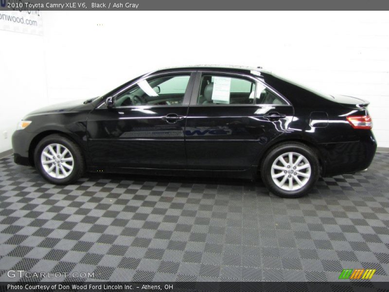 Black / Ash Gray 2010 Toyota Camry XLE V6