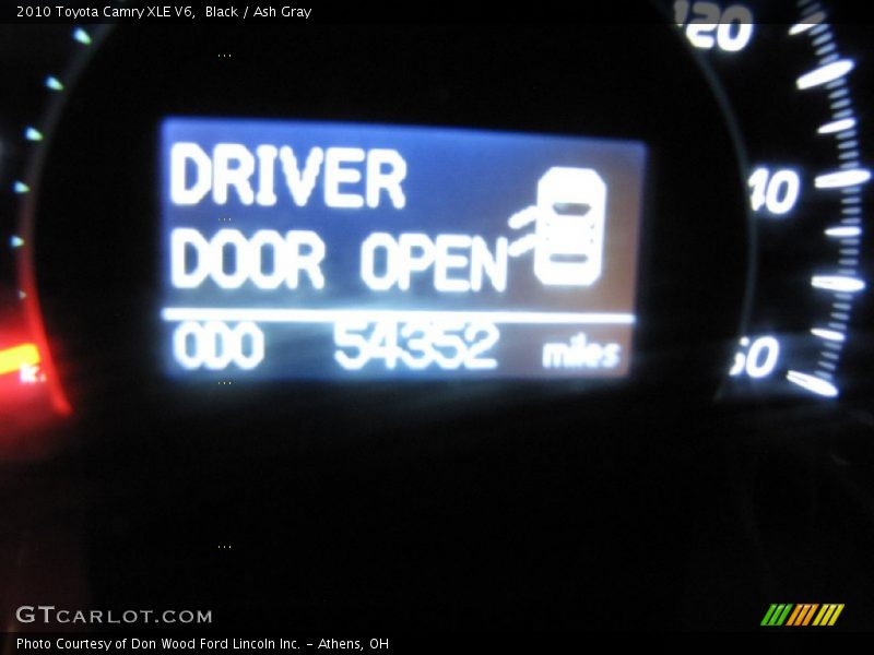 Black / Ash Gray 2010 Toyota Camry XLE V6