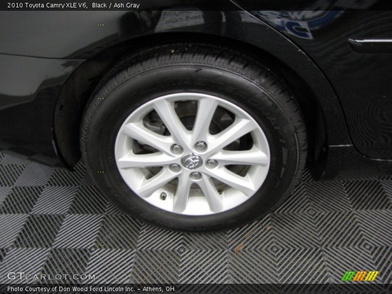 Black / Ash Gray 2010 Toyota Camry XLE V6