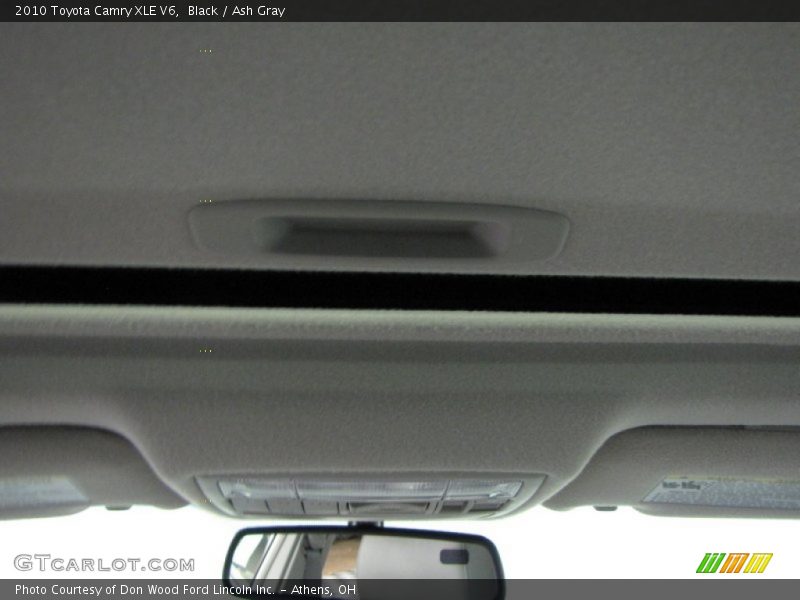 Black / Ash Gray 2010 Toyota Camry XLE V6