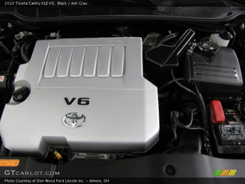 Black / Ash Gray 2010 Toyota Camry XLE V6