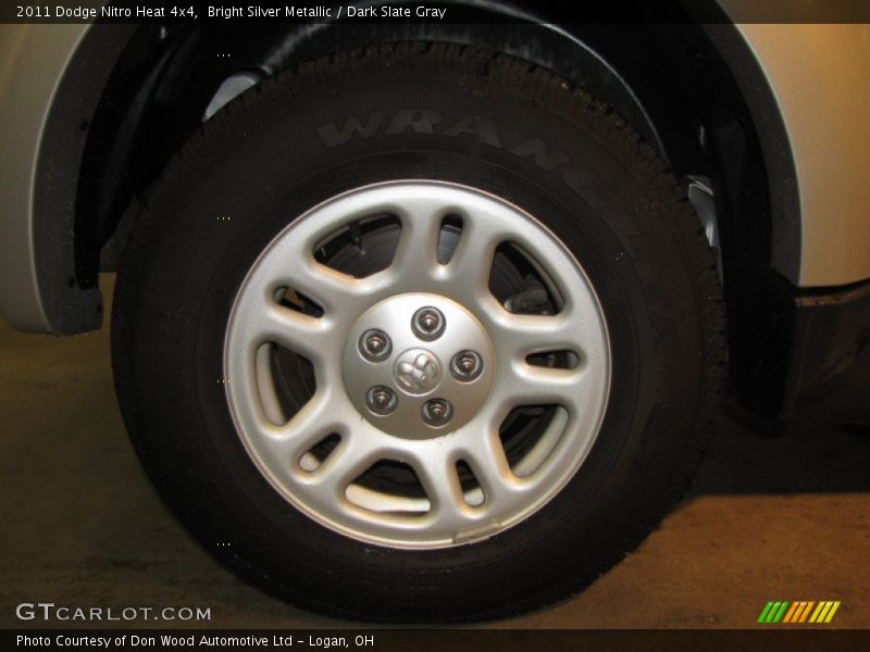 Bright Silver Metallic / Dark Slate Gray 2011 Dodge Nitro Heat 4x4