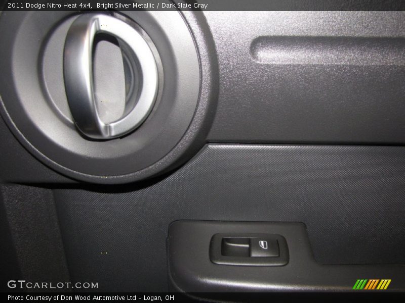 Bright Silver Metallic / Dark Slate Gray 2011 Dodge Nitro Heat 4x4