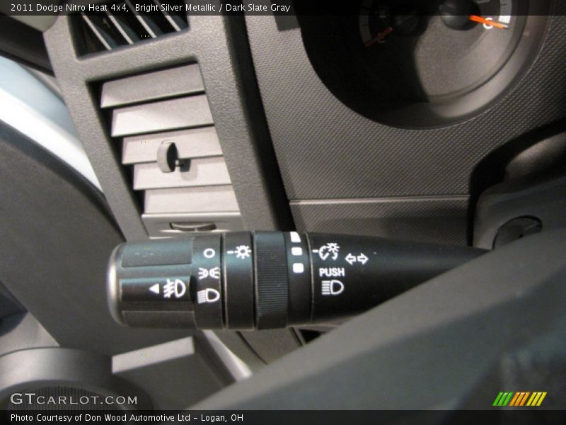Bright Silver Metallic / Dark Slate Gray 2011 Dodge Nitro Heat 4x4